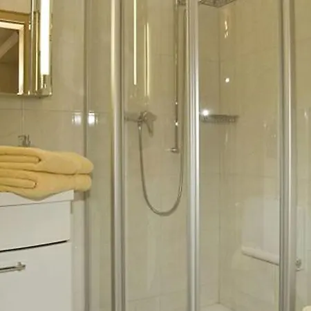 Sleeps 4 Wifi T082629 Apartment *
